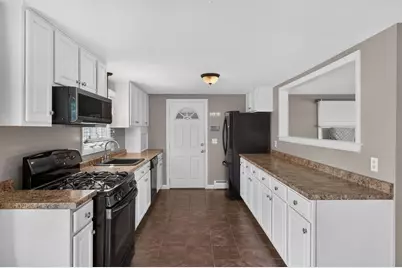 165 Swansom Rd, Swansea, MA 02777 - Photo 12