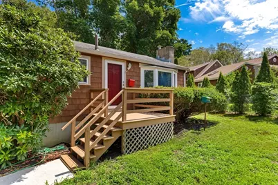 59 Holly St, Gloucester, MA 01930 - Photo 2