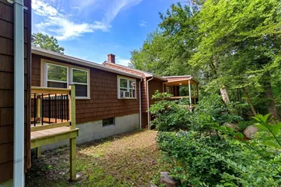 59 Holly St, Gloucester, MA 01930 - Photo 32