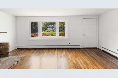 59 Holly St, Gloucester, MA 01930 - Photo 12