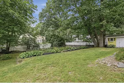 21 Oakwood Ave, Saugus, MA 01906 - Photo 42