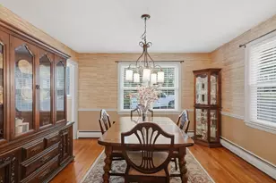 21 Oakwood Ave, Saugus, MA 01906 - Photo 8