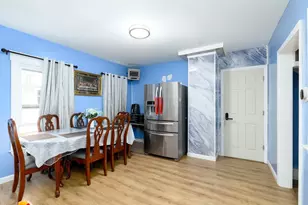 956 Main St, Clinton, MA 01510 - Photo 8