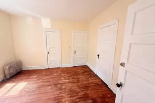 43 Wellington St, Springfield, MA 01109 - Photo 12