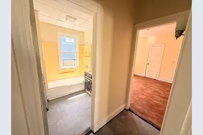 43 Wellington St, Springfield, MA 01109 - Photo 14