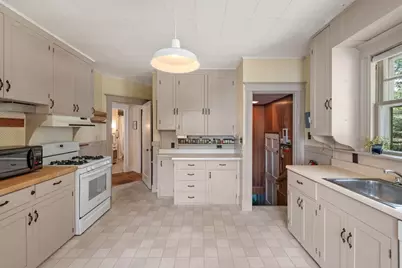 241 E. Lothrop, Beverly, MA 01915 - Photo 24