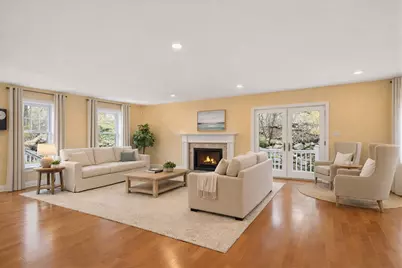 25 Magnolia Ave, Manchester by the Sea, MA 01944 - Photo 2