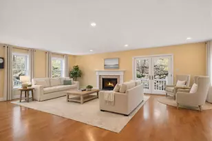 25 Magnolia Ave, Manchester by the Sea, MA 01944 - Photo 2