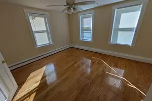 7 Albert St, Worcester, MA 01610 - Photo 8
