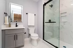 585 Washington St, Quincy, MA 02169 - Photo 8