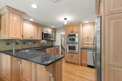 71 Poulos Rd, Braintree, MA 02184 - Photo 12