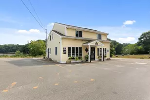252 Elliott St, Beverly, MA 01915 - Photo 16
