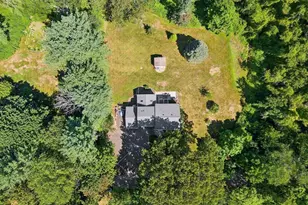 27 Maple St, Carlisle, MA 01741 - Photo 8