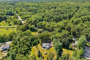 27 Maple St, Carlisle, MA 01741 - Photo 36