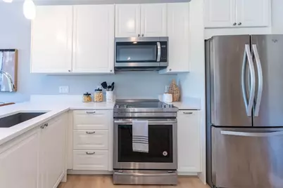 999 Hancock St #202, Quincy, MA 02169 - Photo 10