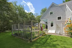 35 Tucker Ln, Dartmouth, MA 02747 - Photo 8