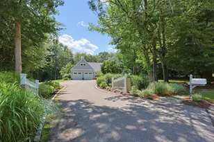 35 Tucker Ln, Dartmouth, MA 02747 - Photo 2