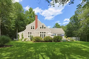 35 Tucker Ln, Dartmouth, MA 02747 - Photo 4