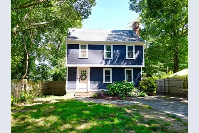 19 Hillside Dr, Plymouth, MA 02360 - Photo 2