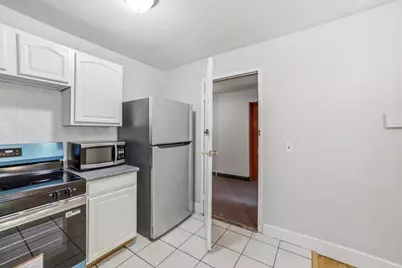 14 Riverside St #2-1, Watertown, MA 02472 - Photo 8