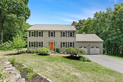 3 Leone Lane, Mendon, MA 01756 - Photo 2