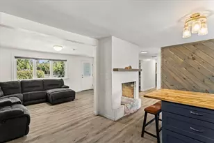 73 Oak Ridge Dr W, Brockton, MA 02301 - Photo 10