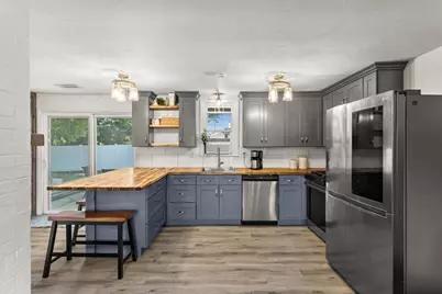 73 Oak Ridge Dr W, Brockton, MA 02301 - Photo 6