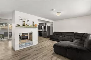 73 Oak Ridge Dr W, Brockton, MA 02301 - Photo 12