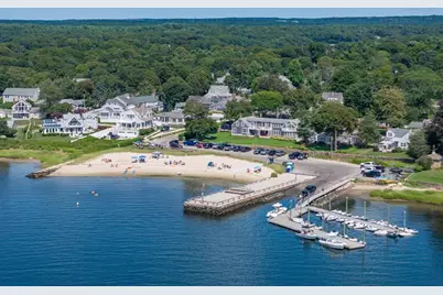 21 Clubhouse Drive, Bourne, MA 02559 - Photo 4