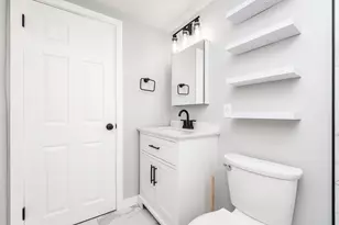 388 Crescent St, Waltham, MA 02453 - Photo 12