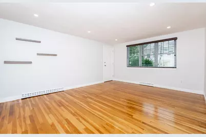 388 Crescent St. #1, Waltham, MA 02453 - Photo 4
