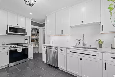 427-429 S Huntington Ave #1, Boston, MA 02130 - Photo 18