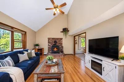 31 Pikes Hill Rd, Sterling, MA 01564 - Photo 16