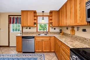 31 Pikes Hill Rd, Sterling, MA 01564 - Photo 10