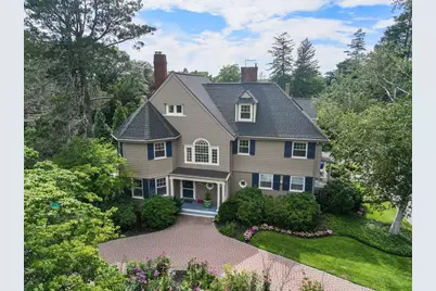 105 Randolph Ave, Milton, MA 02186 - Photo 2