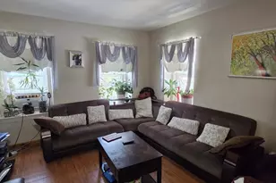 184 Gladstone, Boston, MA 02128 - Photo 4