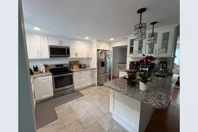 12 Jeremiah Cir, Medford, MA 02155 - Photo 4