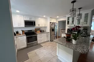 12 Jeremiah Cir, Medford, MA 02155 - Photo 4