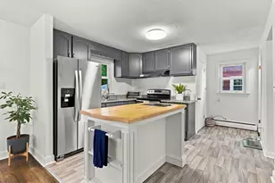 111 Mitchell Ave, Medford, MA 02155 - Photo 8