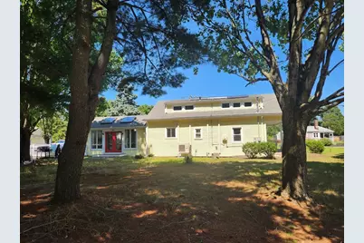 48 Captain Courtois Dr, Attleboro, MA 02703 - Photo 4