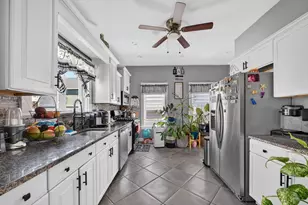 216 Cedar St, New Bedford, MA 02740 - Photo 12