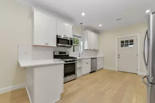 111 Maverick St, Boston, MA 02128 - Photo 6