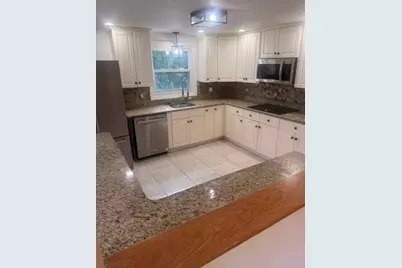 40 Poquanticut Ave, Easton, MA 02334 - Photo 10