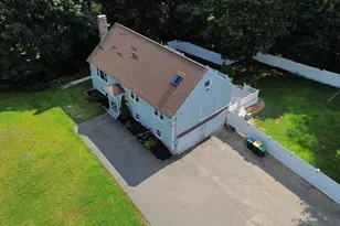 40 Poquanticut Ave, Easton, MA 02334 - Photo 4