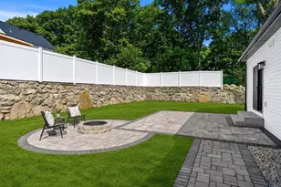 660 Hildreth St, Dracut, MA 01826 - Photo 16