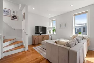 284 Sumner St, Boston, MA 02128 - Photo 10