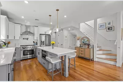 284 Sumner St #3, Boston, MA 02128 - Photo 6