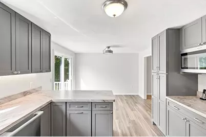 174 Bent St, Franklin, MA 02038 - Photo 8