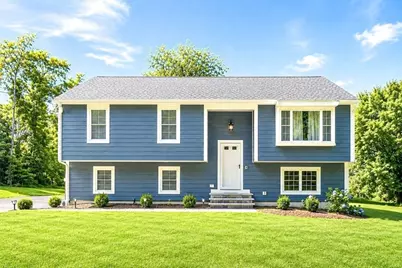 174 Bent St, Franklin, MA 02038 - Photo 2