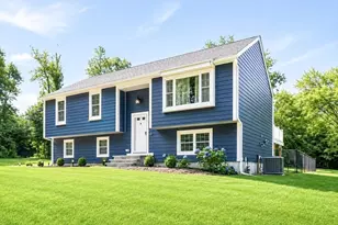 174 Bent St, Franklin, MA 02038 - Photo 1